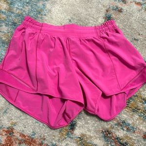 lululemon shorts size 8